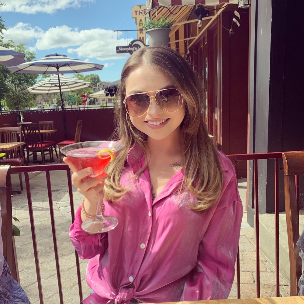 Meet your Posher, Alyssa